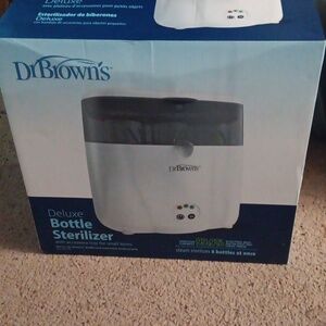 Baby bottle sterilizer